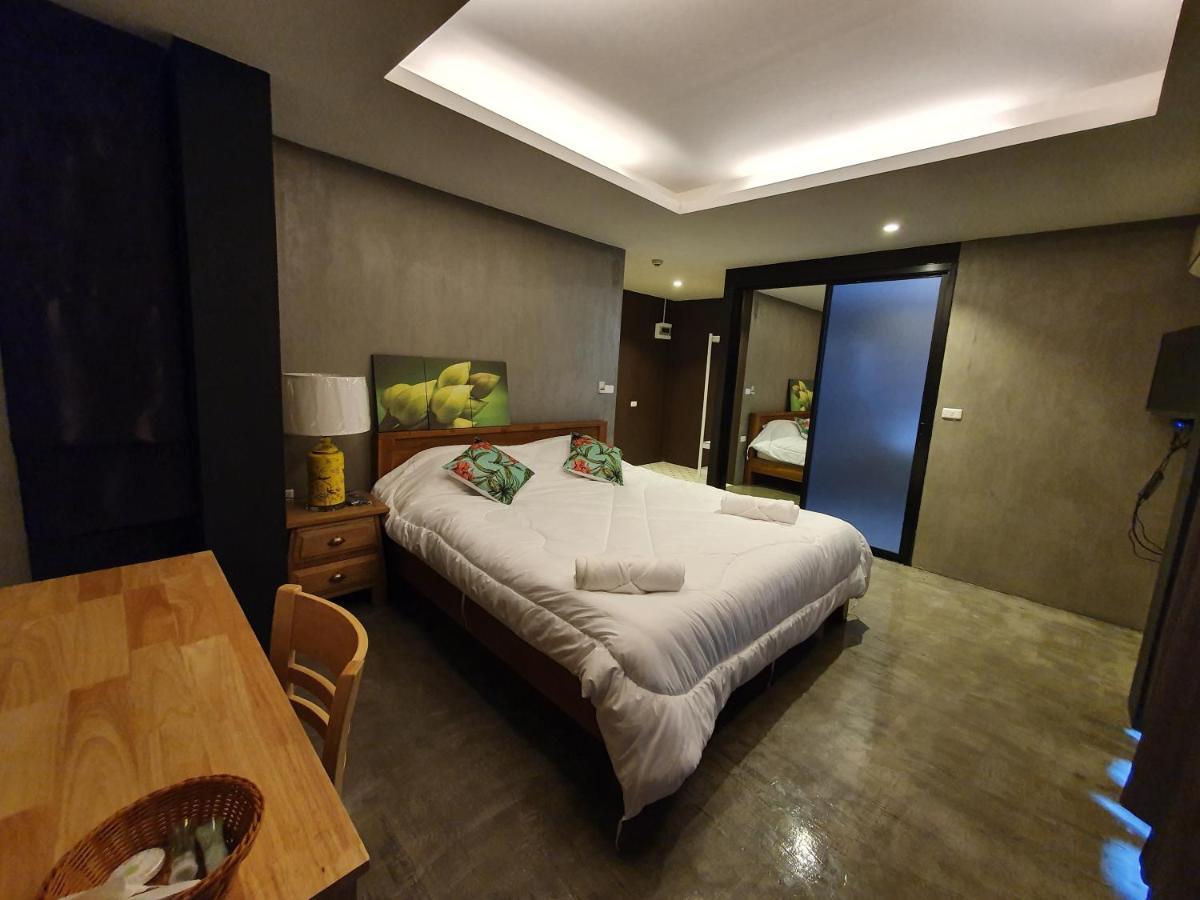 Baan Wualamphong บ้านวัวลำพอง Bangkok Exterior photo